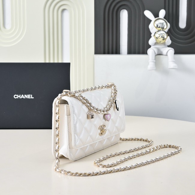 Chanel WALLET ON CHAIN AS4537 white