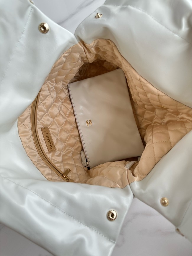 CHANEL 22 HANDBAG AS3261-B19648 white