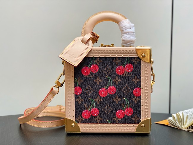 Louis Vuitton Handle Trunk M14040