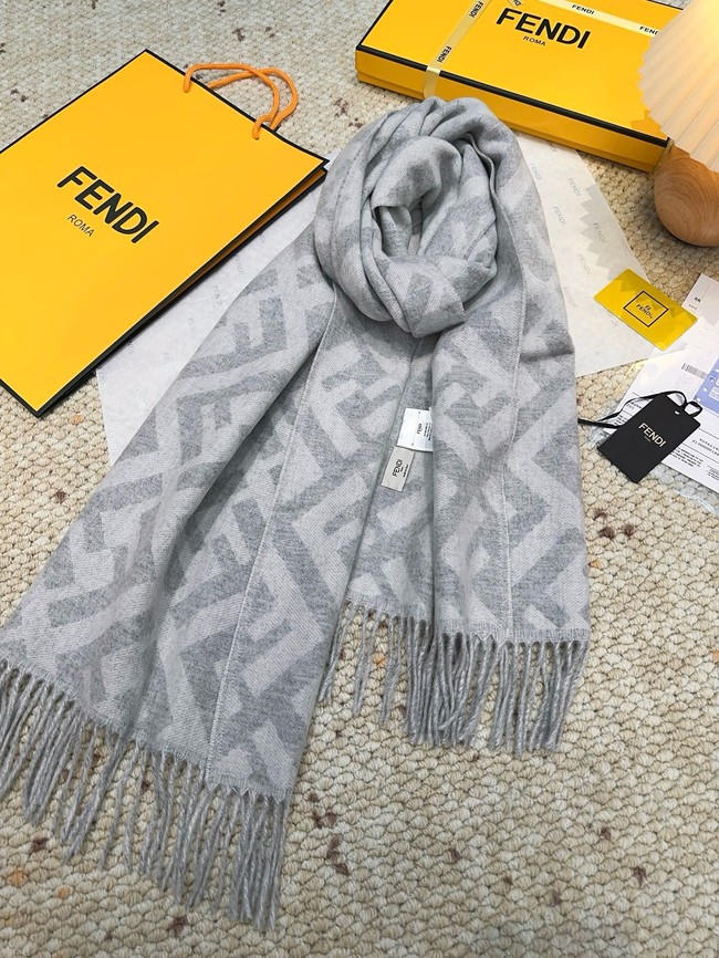 Fendi FF classic pattern cashmere scarf XT260