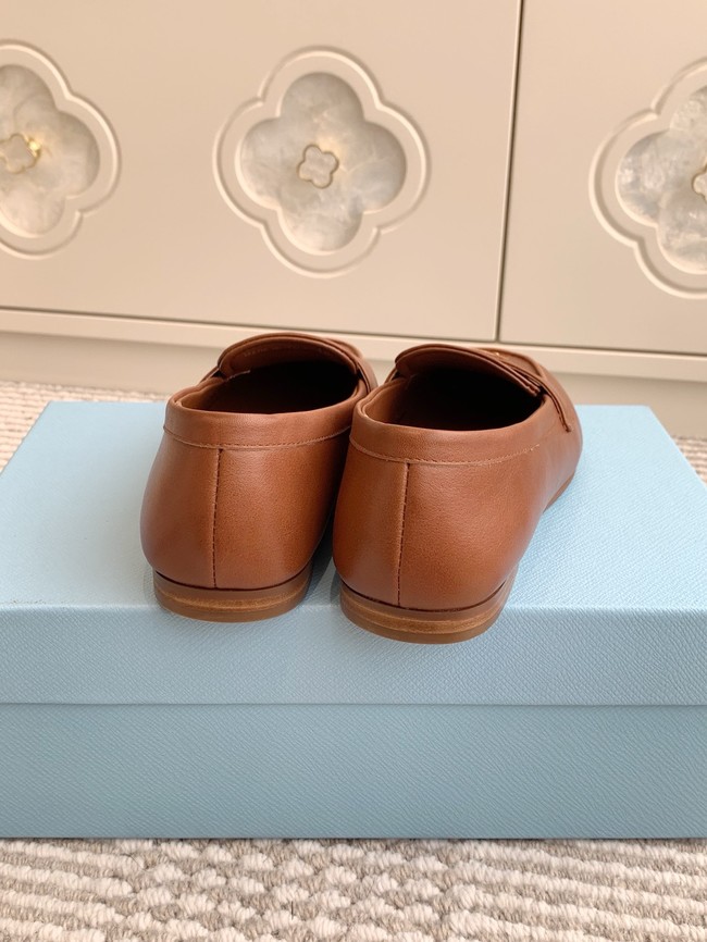 Prada leather loafers 87199-2