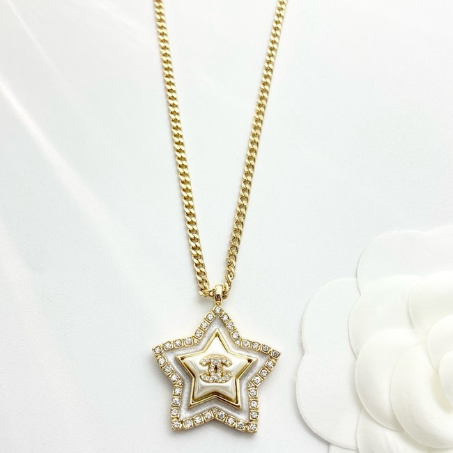 Chanel necklace CE81825