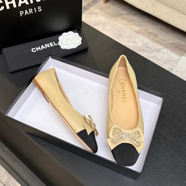 CHANEL Ballet flats C35960-1