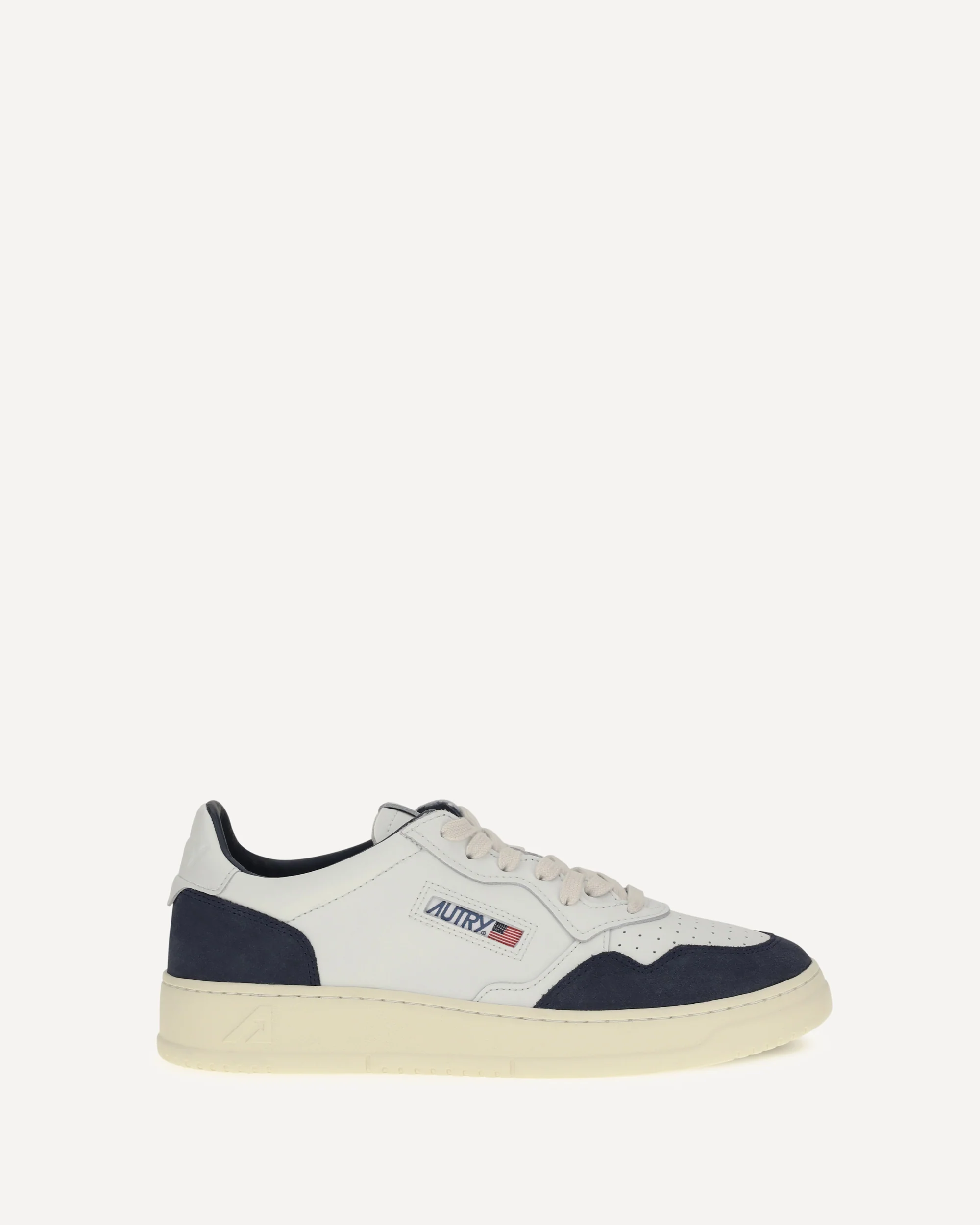 Medalist Low Sneakers - WHITE | Cheap Luxury Handbags Store,
